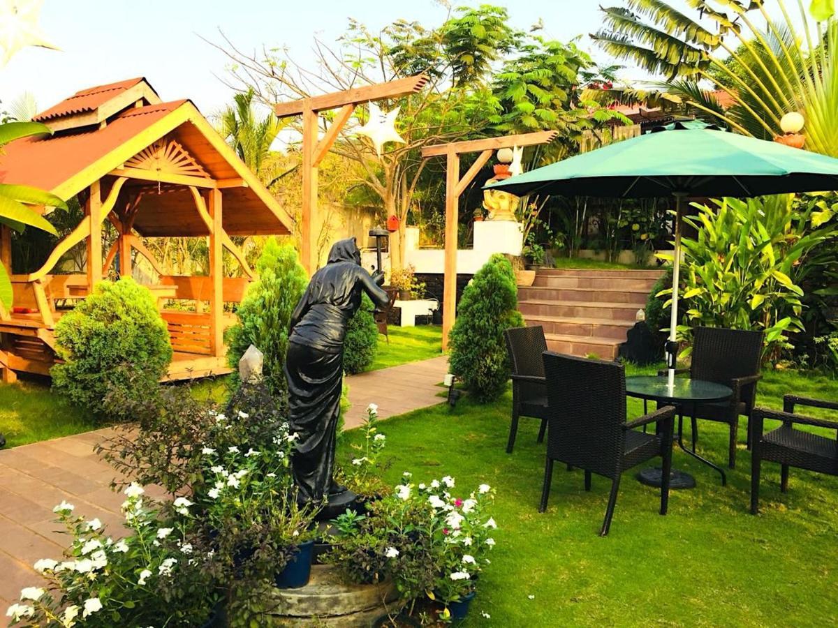 Rock Forest Goa Honeymoon Cottages カラングート エクステリア 写真